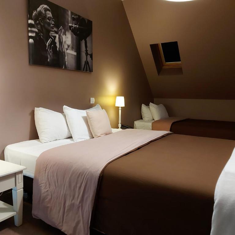 Hotel Mondial - Chambre Triple - 1