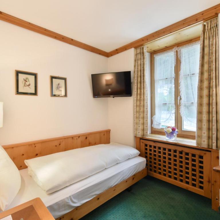 Hotel Steinbock Pontresina - Standard Single Room - 4