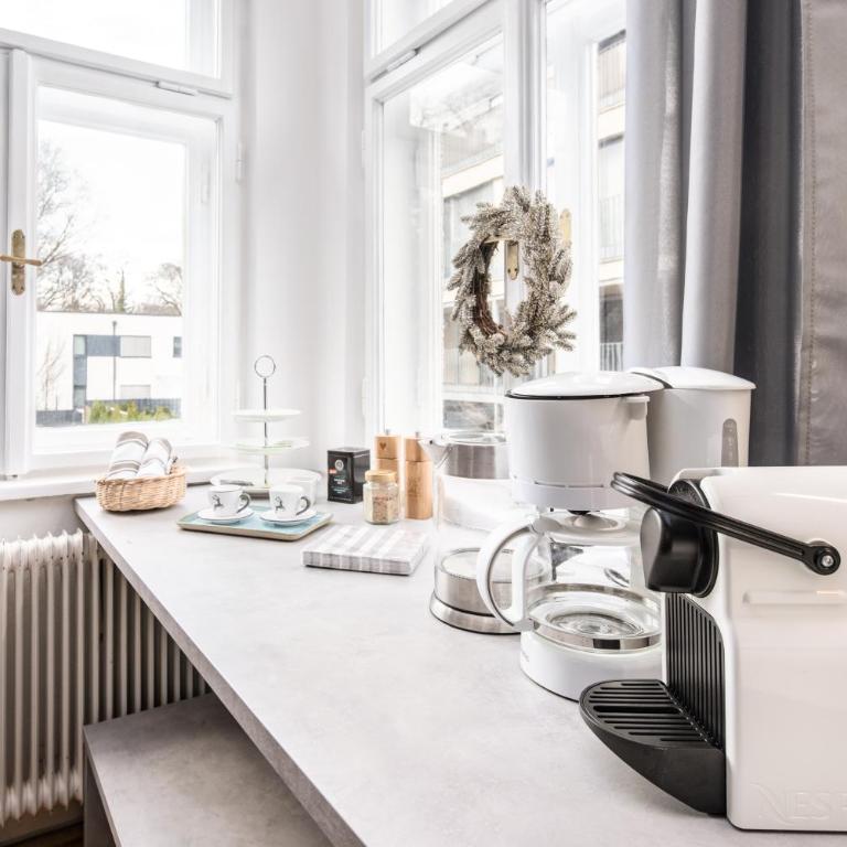 Family Wellhouse Green Garden direct in Salzburg, sunny big garden, up to 16 pax, bikes for free, BBQ, sunbeds, parking for free, 15 min sound of music - Villa - 21