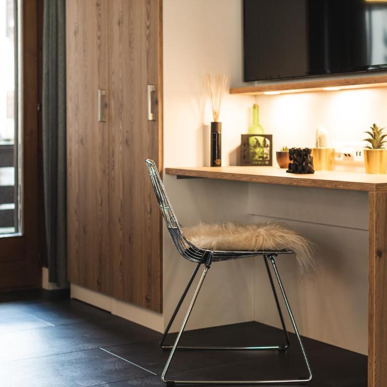 Central & Elegant Apartments,partially with Fireplace, by Zermatt Rental - Deluxe Apartment - 7