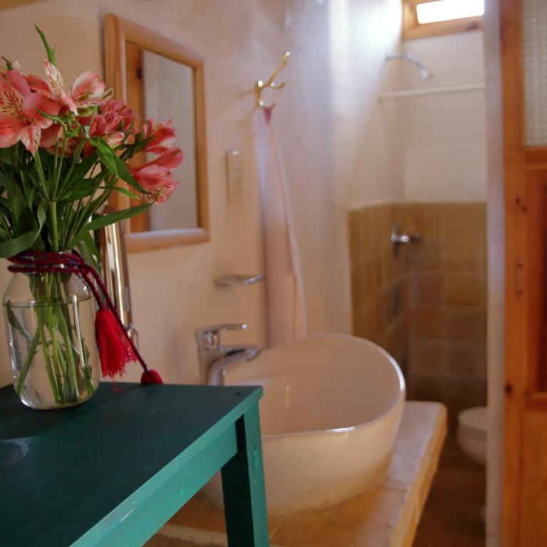 Gaia Guest House - Deluxe Double Room with Balcony - 2