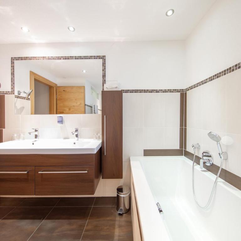 Haus Stefanie - Apartment mit 3 Schlafzimmern und Terrasse - 2