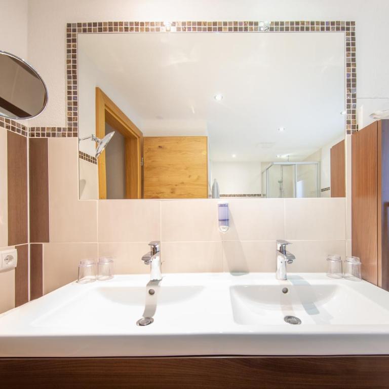 Haus Stefanie - Apartment mit 3 Schlafzimmern und Terrasse - 3