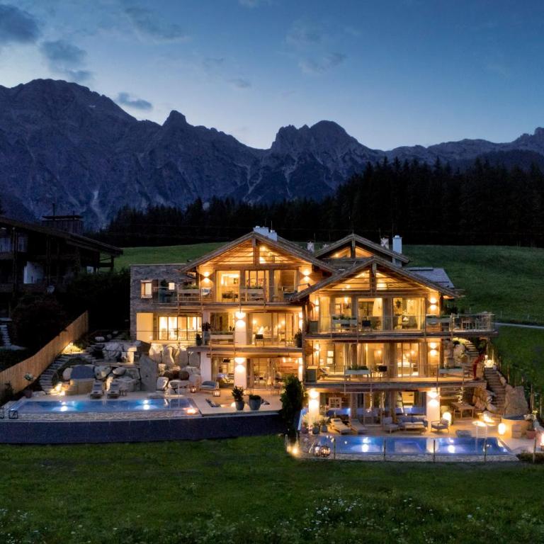 GipfelKreuzLiebe Senhoog Luxury Holiday Homes - Chalet mit 3 Schlafzimmern - 2