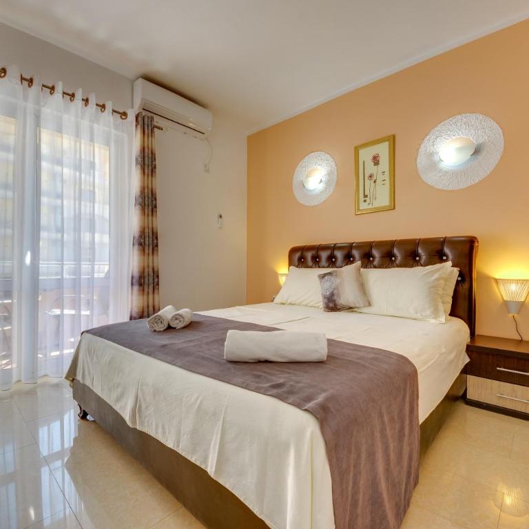 Aparthotel Villa Primafila - Standardna Dvokrevetna Soba sa Bračnim Krevetom - 4