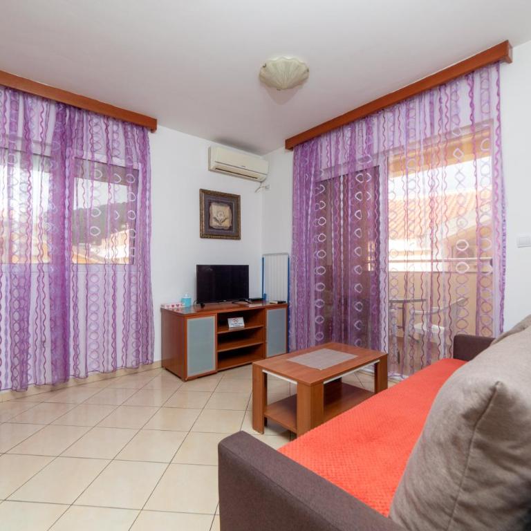 Apartmani Jovan - Apartman s 1 Spavaćom Sobom i Balkonom - 9
