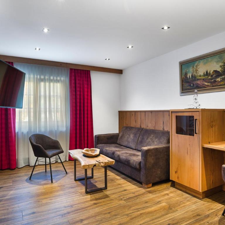 Wellness- und Bierhotel Adam Bräu - Suite mit 1 Schlafzimmer - 4