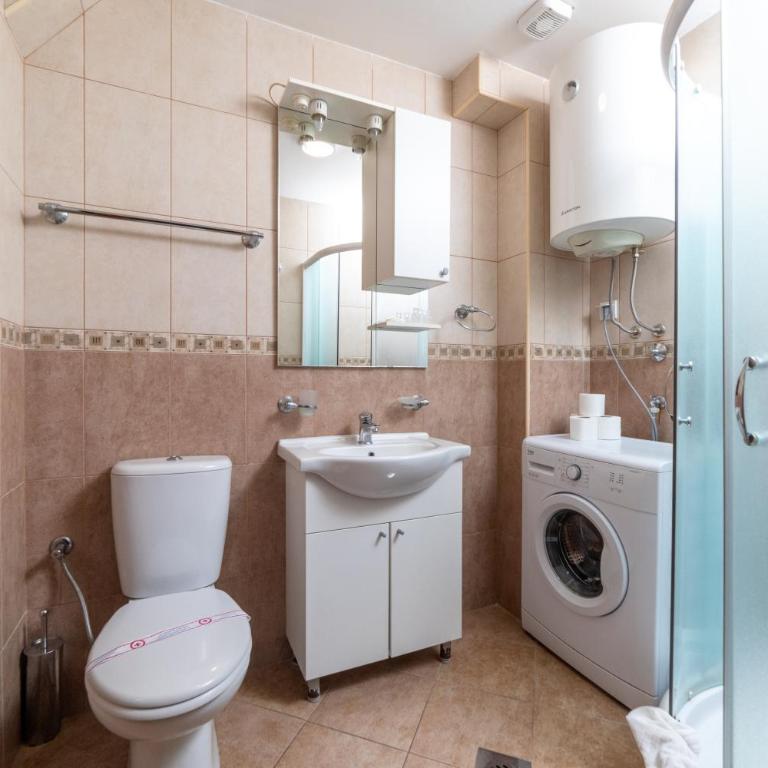 Apartmani Jovan - Apartman s 1 Spavaćom Sobom i Balkonom - 1