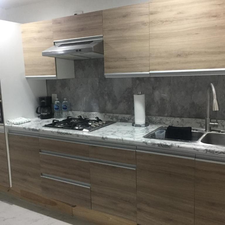 Blue Dreams Apartament Del Valle - Apartment with Balcony - 11