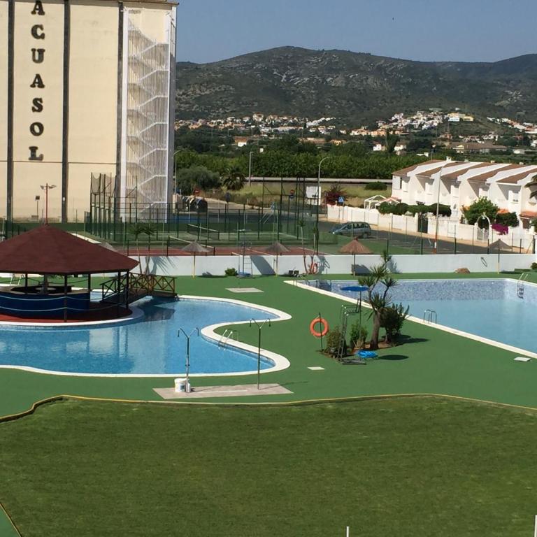 Bertur Peñismar - Bungalow con patio - 16