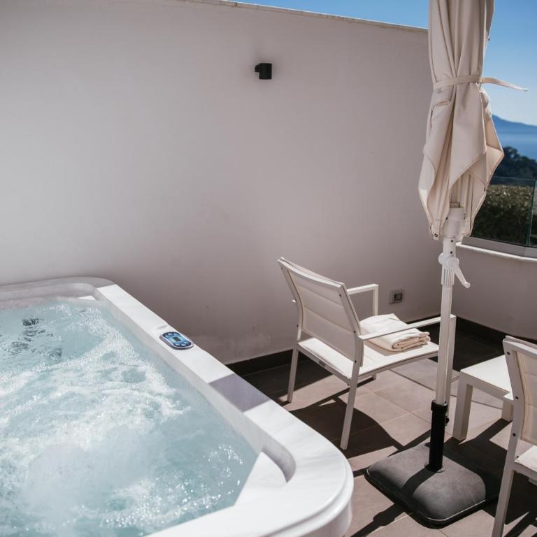 Villa Fiorella Art Hotel - Suite Queen con Vasca Idromassaggio - 4