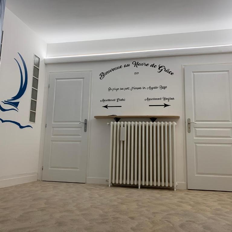 Foch - One-Bedroom Apartment - 21