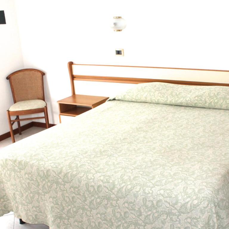 Hotel I 4 Assi - Camera Quadrupla - 8