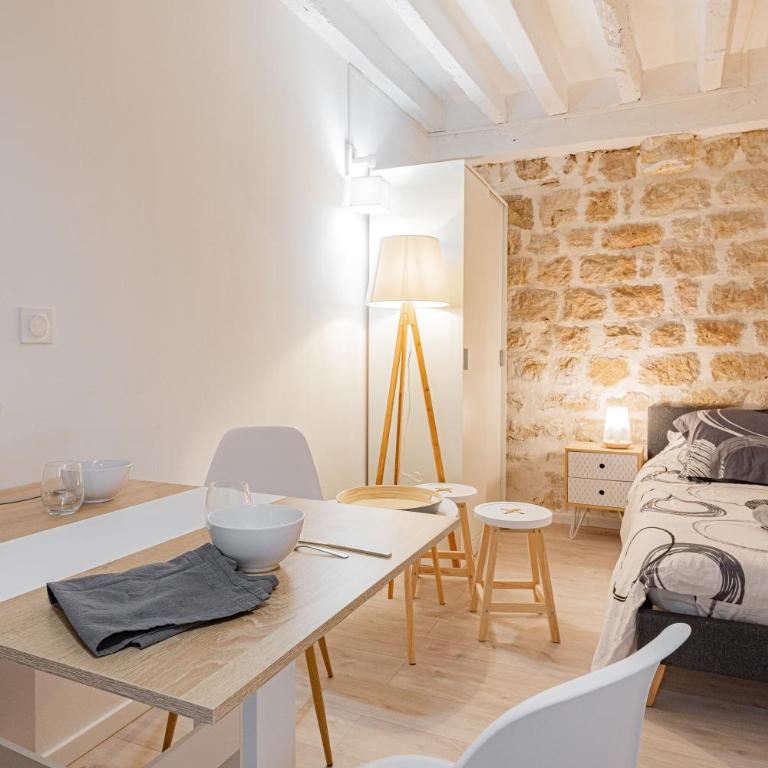 Vence...ses vieilles pierres - Appartement - Rez-de-Chaussée - 7