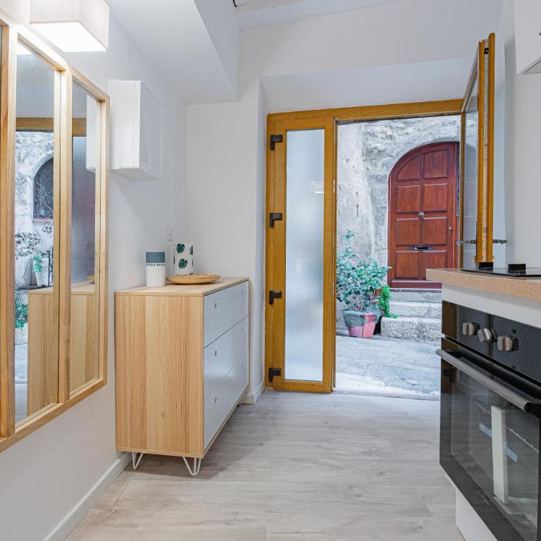 Vence...ses vieilles pierres - Appartement - Rez-de-Chaussée - 9