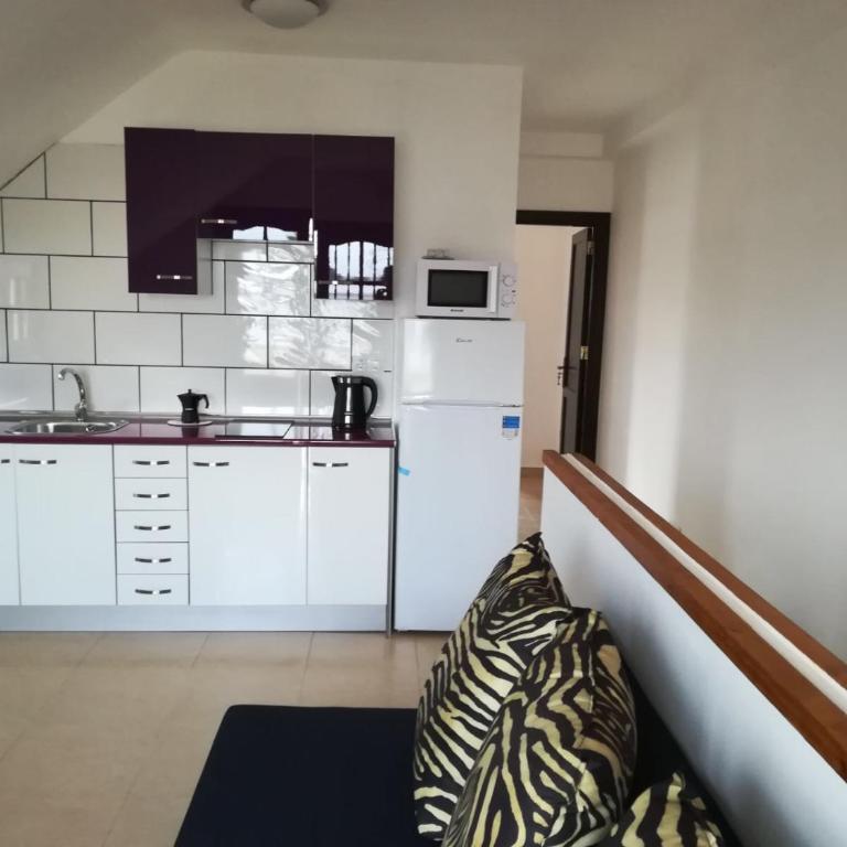 Caleta alto - One-Bedroom Apartment - 1