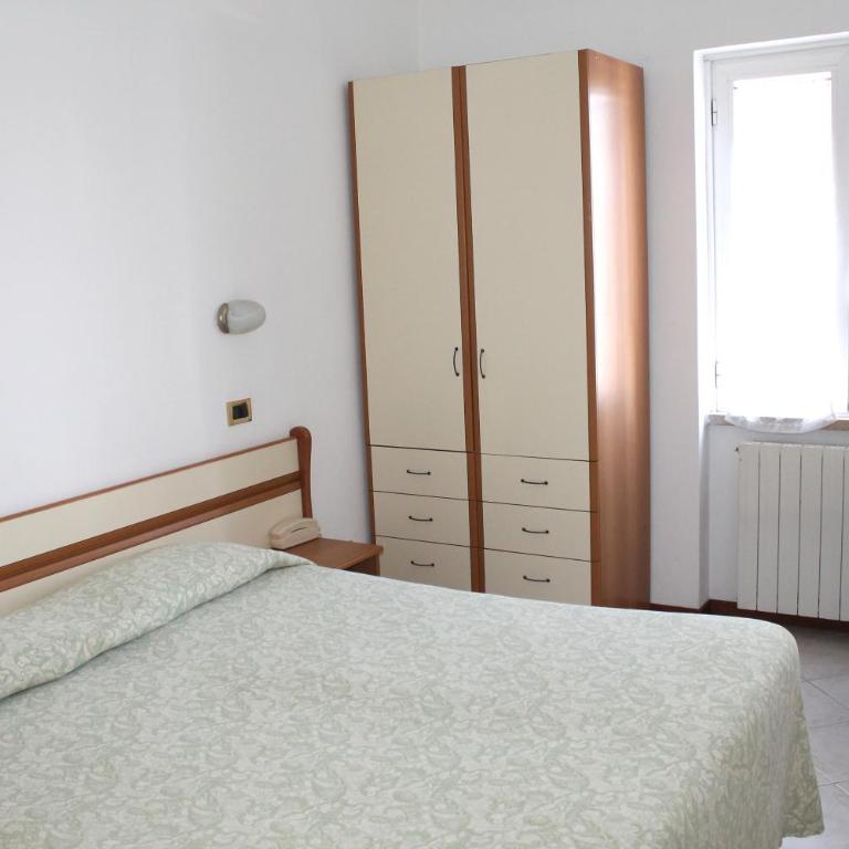Hotel I 4 Assi - Camera Tripla - 8