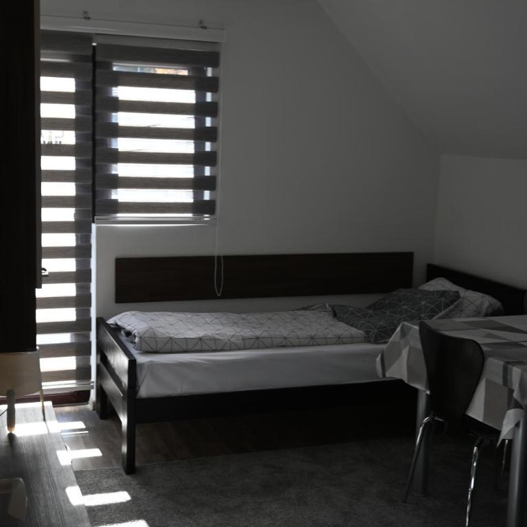 Apartman Vukašin - Two-Bedroom Apartment - 1