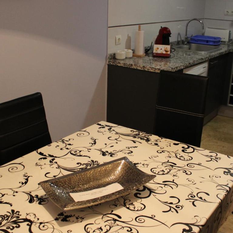 Holiday Apartments Malvarrosa Beach - Two-Bedroom Apartment - 3