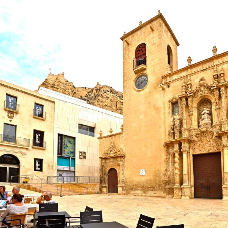 ABAL Apartments - Central Market - Apartamento con terraza - 24