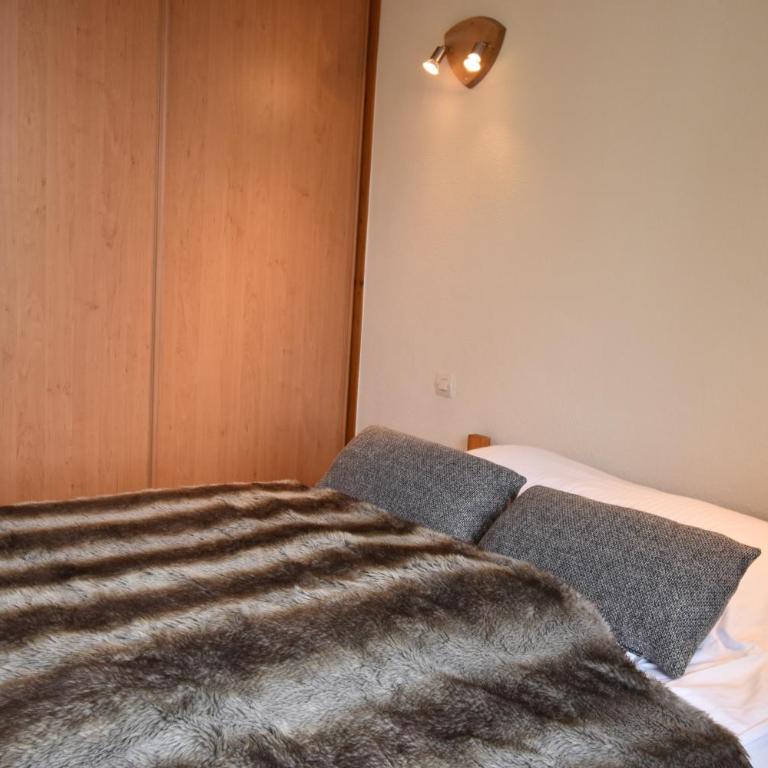 VAUJANYLOCATIONS - Cochette 1 Apt 5 - Appartement avec Vue sur la Montagne - 12