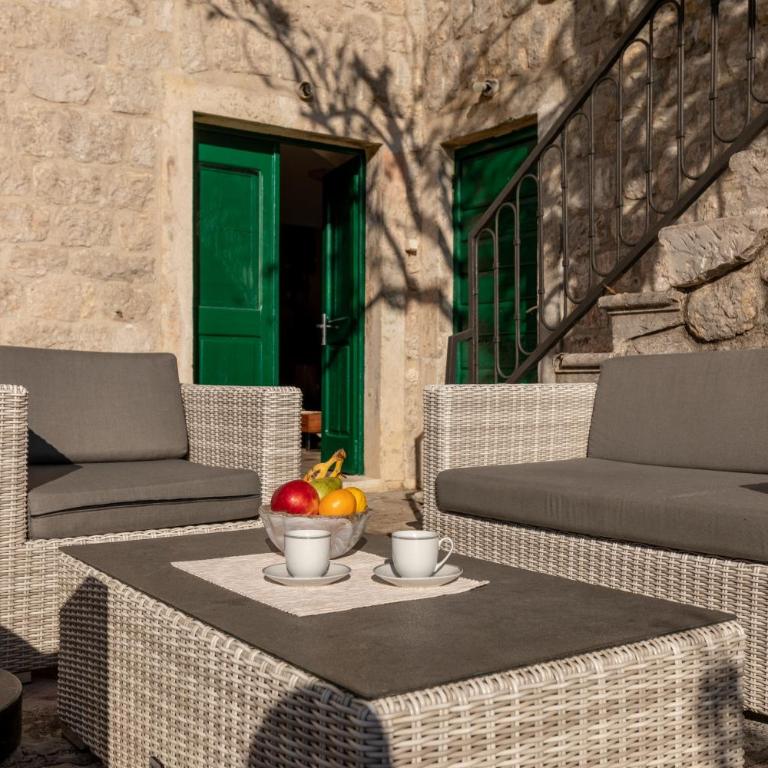 Tanja's Seafront Orahovac Apartment - Two-Bedroom Apartment - 5