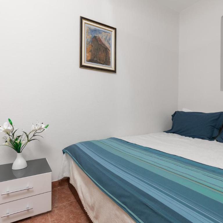 Tanja's Seafront Orahovac Apartment - Two-Bedroom Apartment - 14