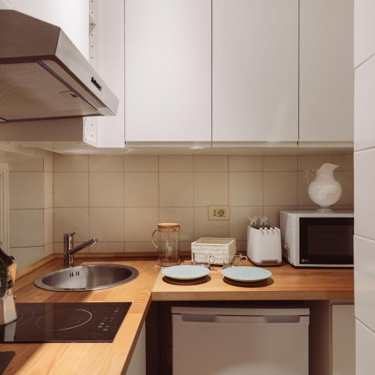 Relais Rasella 47 - Appartamento con 2 Camere da Letto - 17