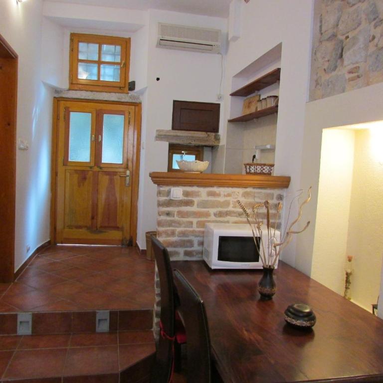 Apartments Popovic - Studio with Patio - 24