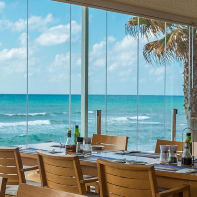 MI CAPRICHO, Beachfront, Grownfloor, Private Garden & Terrace - Apartamento - 72
