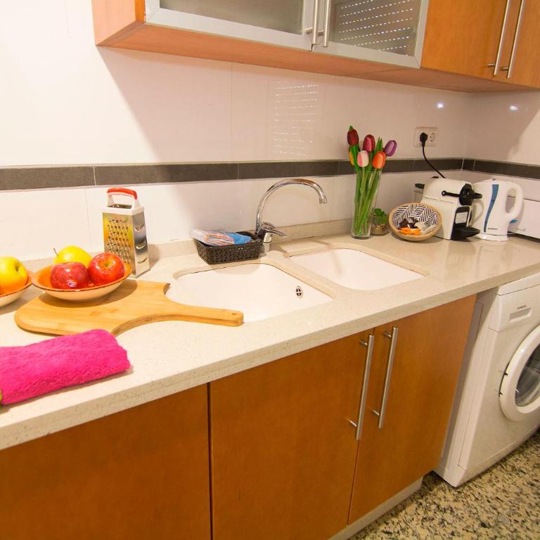 Macflats Valencia Puerto - Apartment (4 Adults) - 10