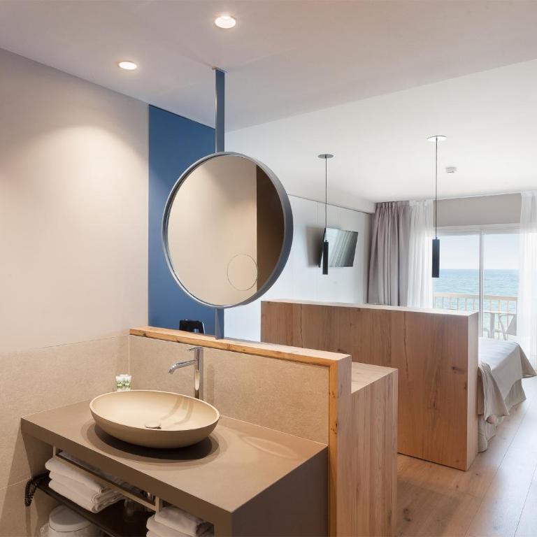 Hotel Maritim 4 Superior - Suite Deluxe con vistas al mar - 7