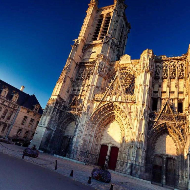 L'Oiseau De La Cathédrale - Calme - Jardin - Wifi - Apartment mit 1 Schlafzimmer - 43