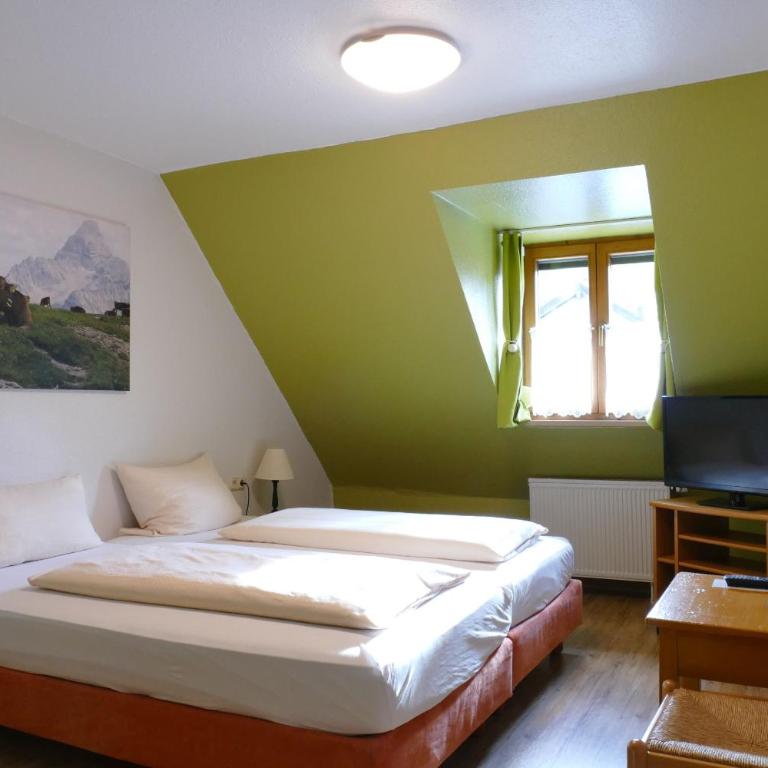 Altstadthotel "Zum Hechten" - Standard Doppel- oder Zweibettzimmer - 7