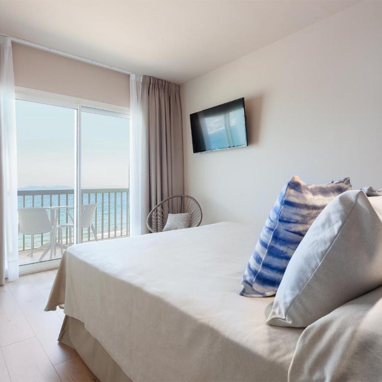 Hotel Maritim 4 Superior - Habitación Doble Deluxe con vistas al mar - 1 o 2 camas - 7