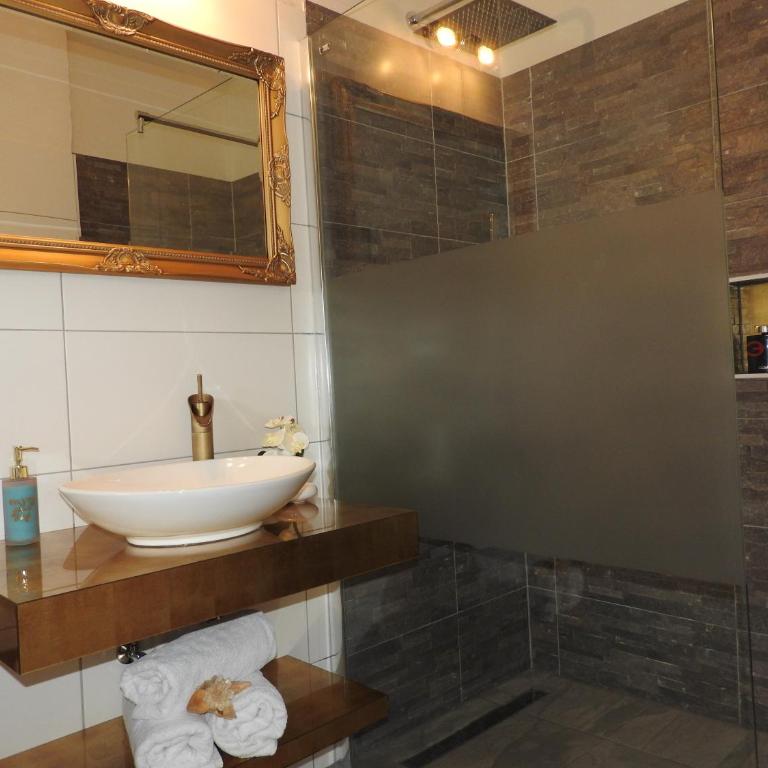 Warmbad Apartments - Superior Studio - 7
