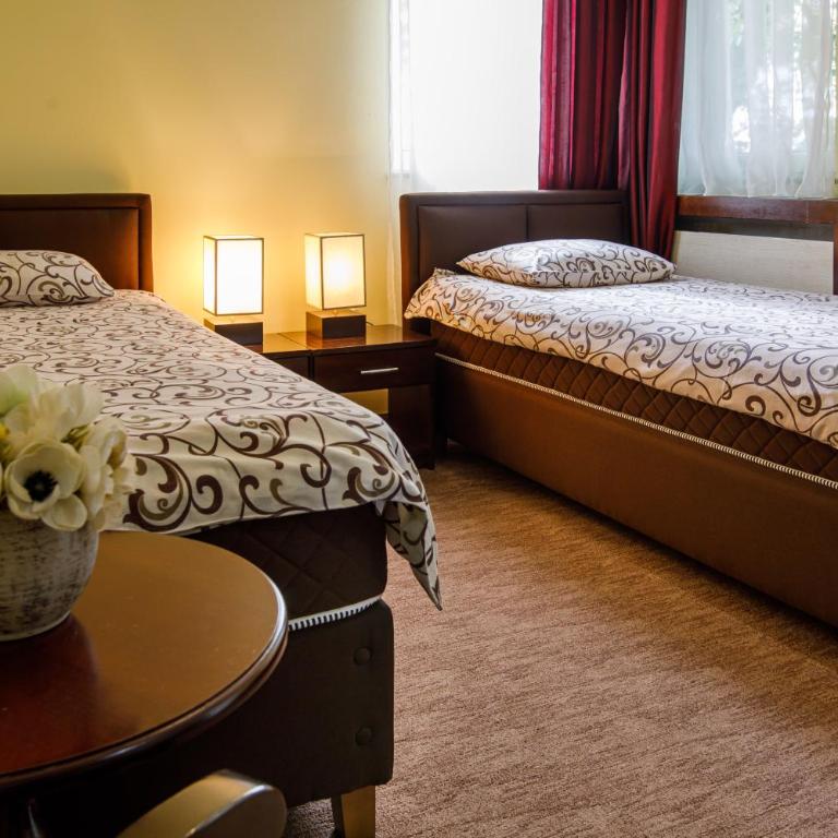 Villa Modena - Twin Room - 7