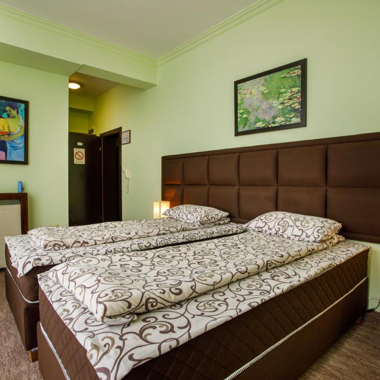 Villa Modena - Double Room - 8