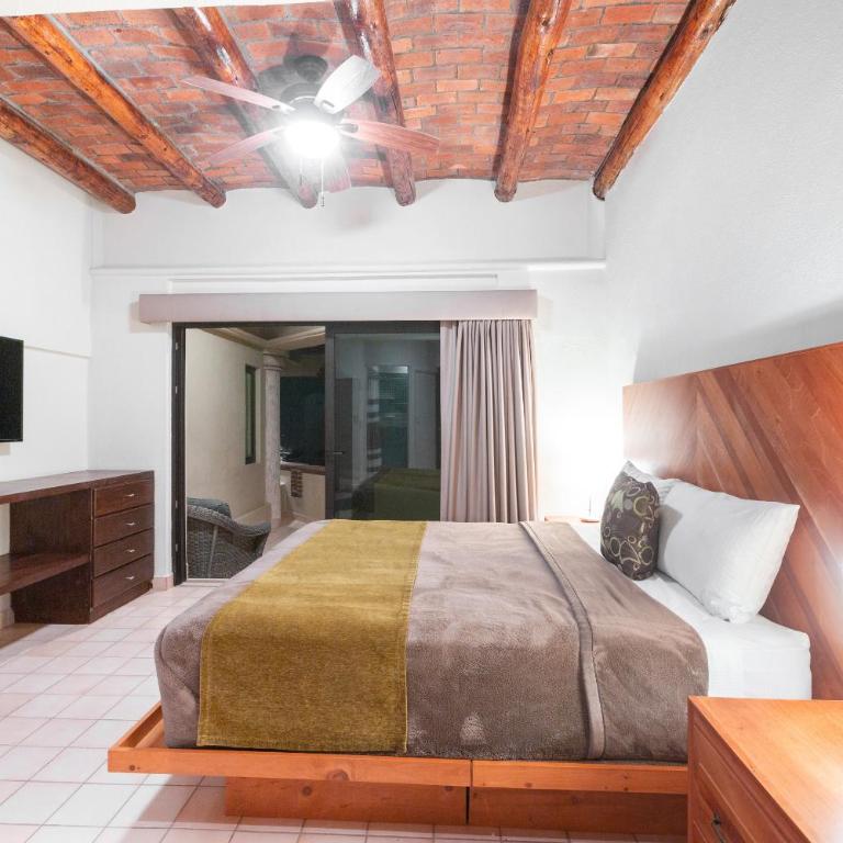 Castillo Blarney Inn - Suite Familiar - 9