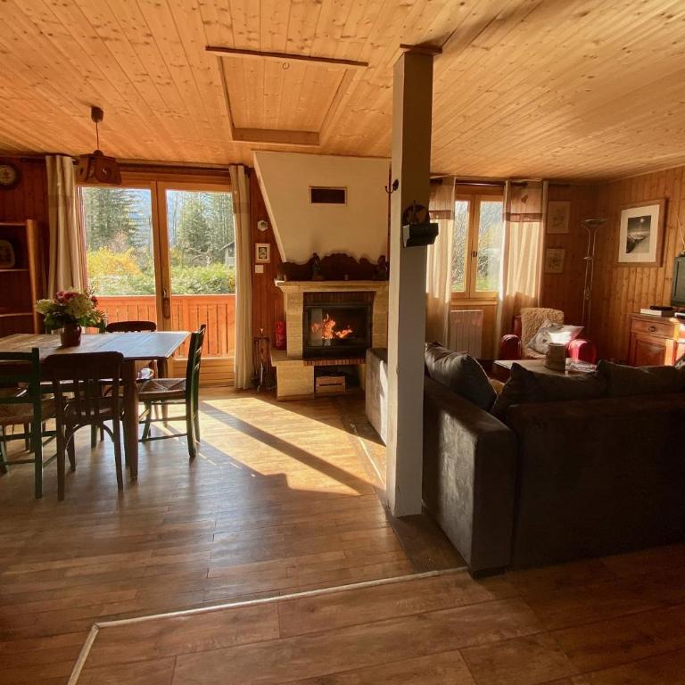 Chalet Baraka - Chamonix les Praz - Three-Bedroom Chalet - 5