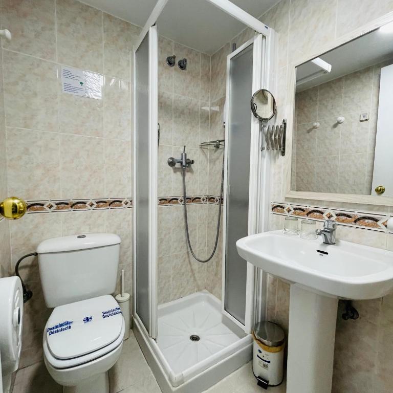 Hostal Lleida - Habitación Doble - 14
