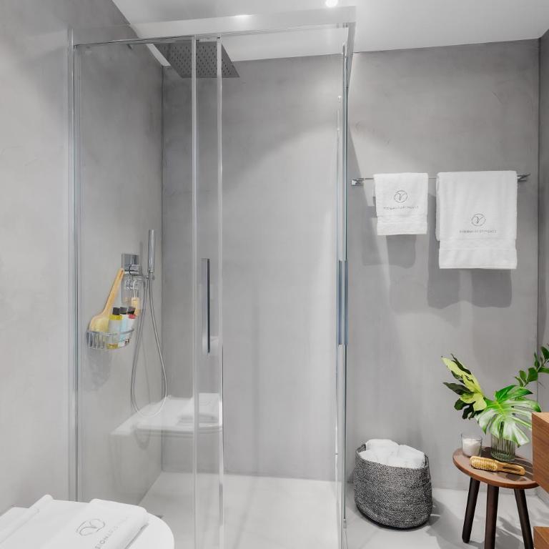 VISIONAPARTMENTS Vevey - self check-in - Studio Apartment Senior with Kitchenette and Terrace - 6