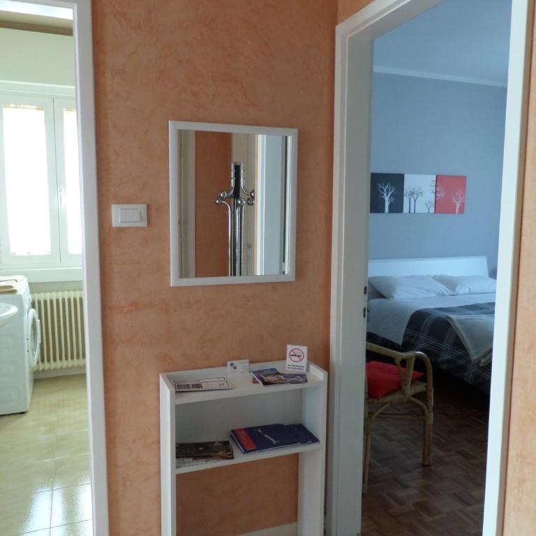 Le Rose - Appartamento con 2 Camere da Letto - 20