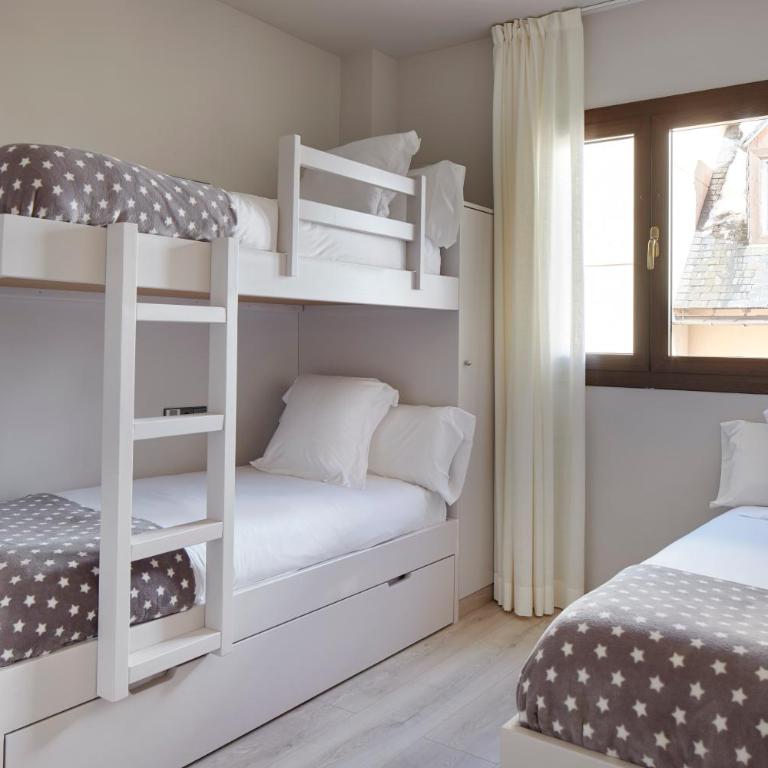 Pujolo by FeelFree Rentals - Three-Bedroom Apartment - 14