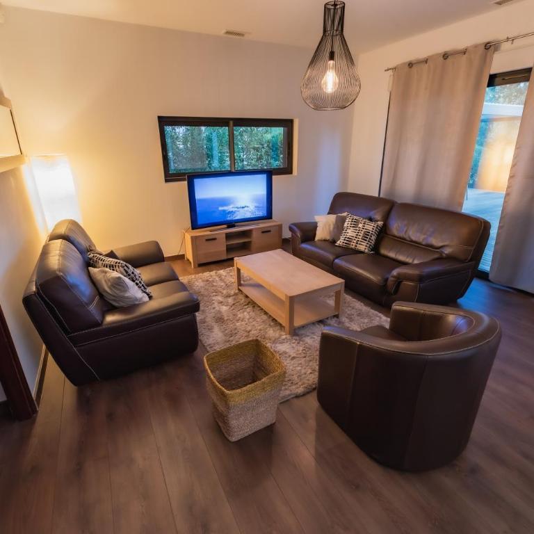 La Villa du Triangle - Villa avec Piscine Privée - 9
