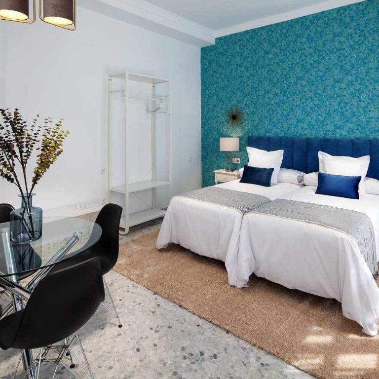 Wanderlust Malaga Apartamentos 3 - Apartamento con balcón - 1