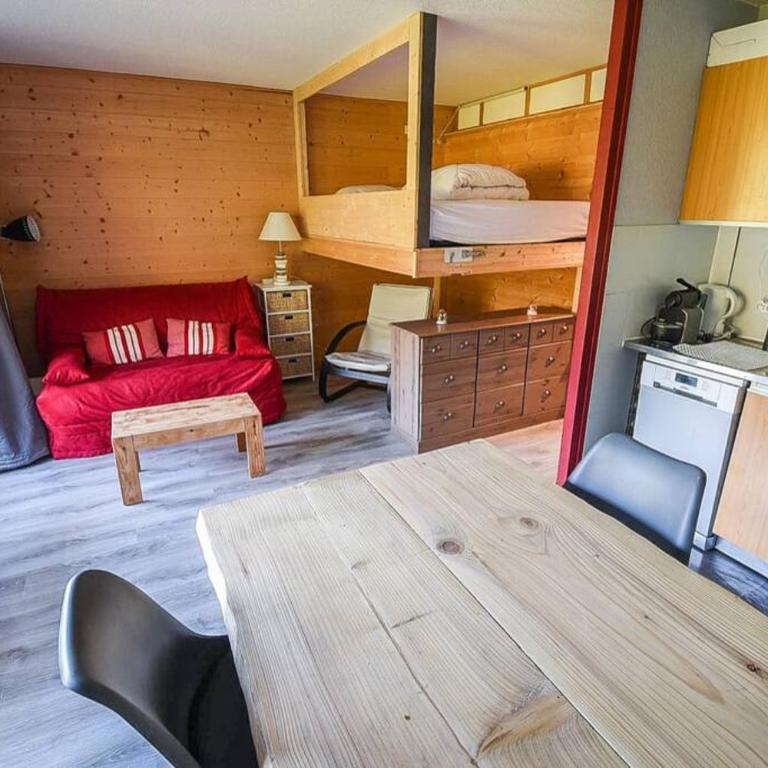 Le Relai S31 - Grand et lumineux studio avec coin montagne 4-6 pers, tout équipé, avec WIFI, à 30m des pistes avec un grand balcon, DRAPS NON COMPRIS - Studio - Vue sur Montagne - 7