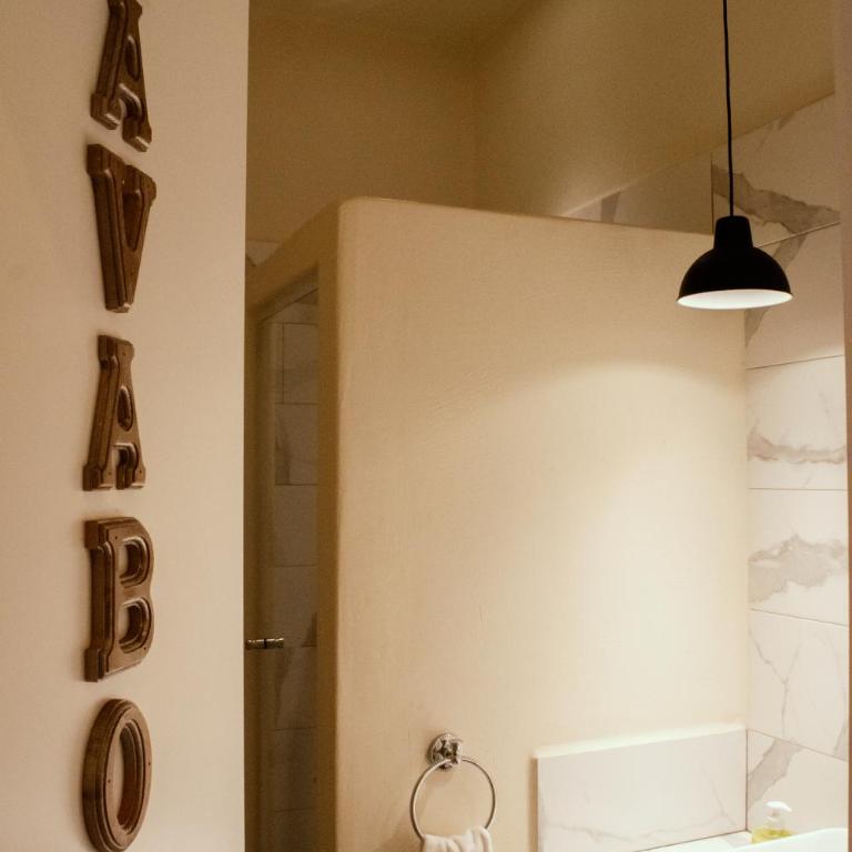 Casa Lemus - Camera Standard Matrimoniale/Doppia con Letti Singoli con Balcone e Bagno Esterno in Comune - 10