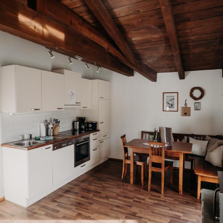 EnjoyTheAlps - Appartements BARBARA - Three-Bedroom Apartment - 8
