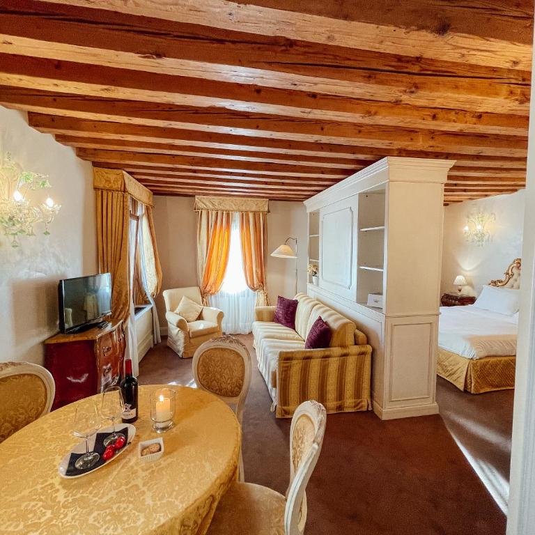 Ai Savi di Venezia - Two-Bedroom Apartment - 31